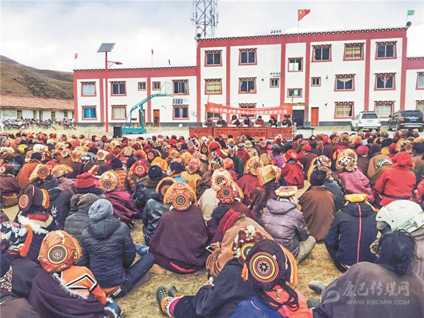 石渠縣開展“千人大下鄉(xiāng)” 、“千人大宣講”、“千人大走訪”活動掠影