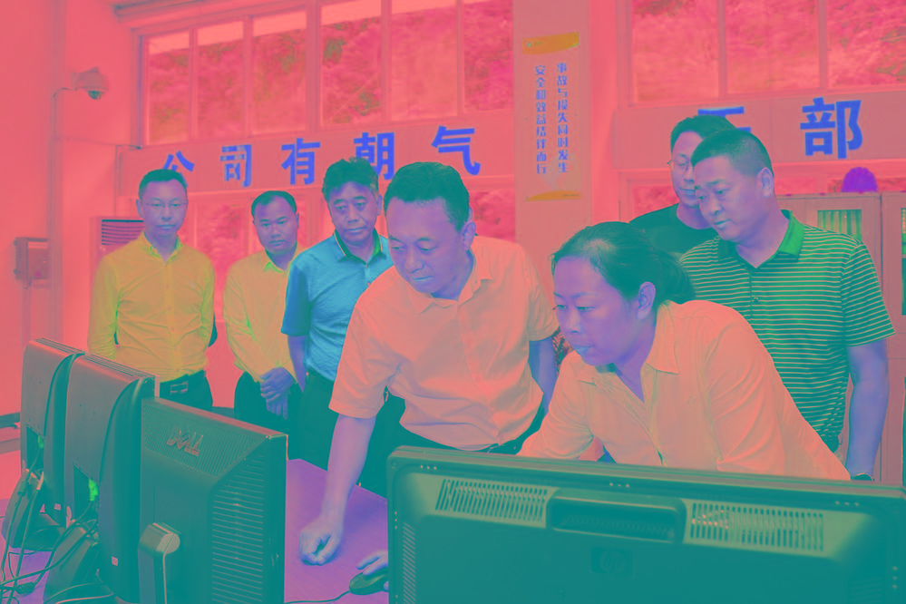 沈陽在海螺.jpg 沈陽在海螺.jpg