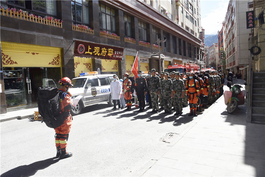 應急演練.jpg 應急演練.jpg