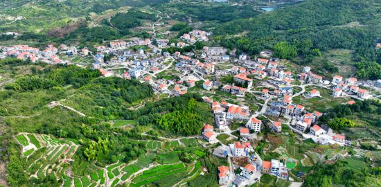 軍營(yíng)村俯瞰。人民網(wǎng)記者 陳博 攝